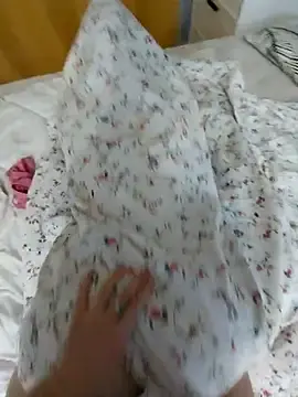 Stripchat Nude Webcam of caressyourself