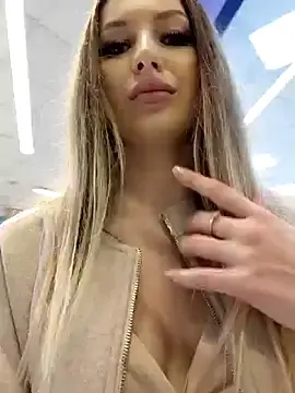 Stripchat Watch Live Sex Cams of caressyourself