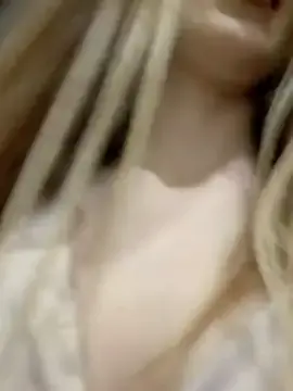 Stripchat Live Porn of caressyourself