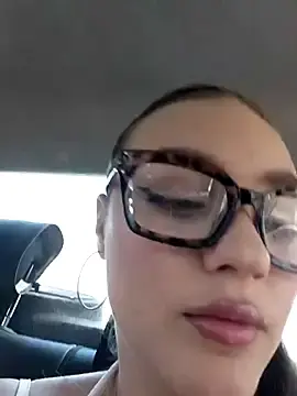 Stripchat Sex Chat of caressyourself
