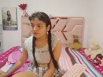 Stripchat Adult Webcam of Winnifer_Gonzal