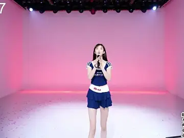 Stripchat Nude Webcam of cdyyds-01