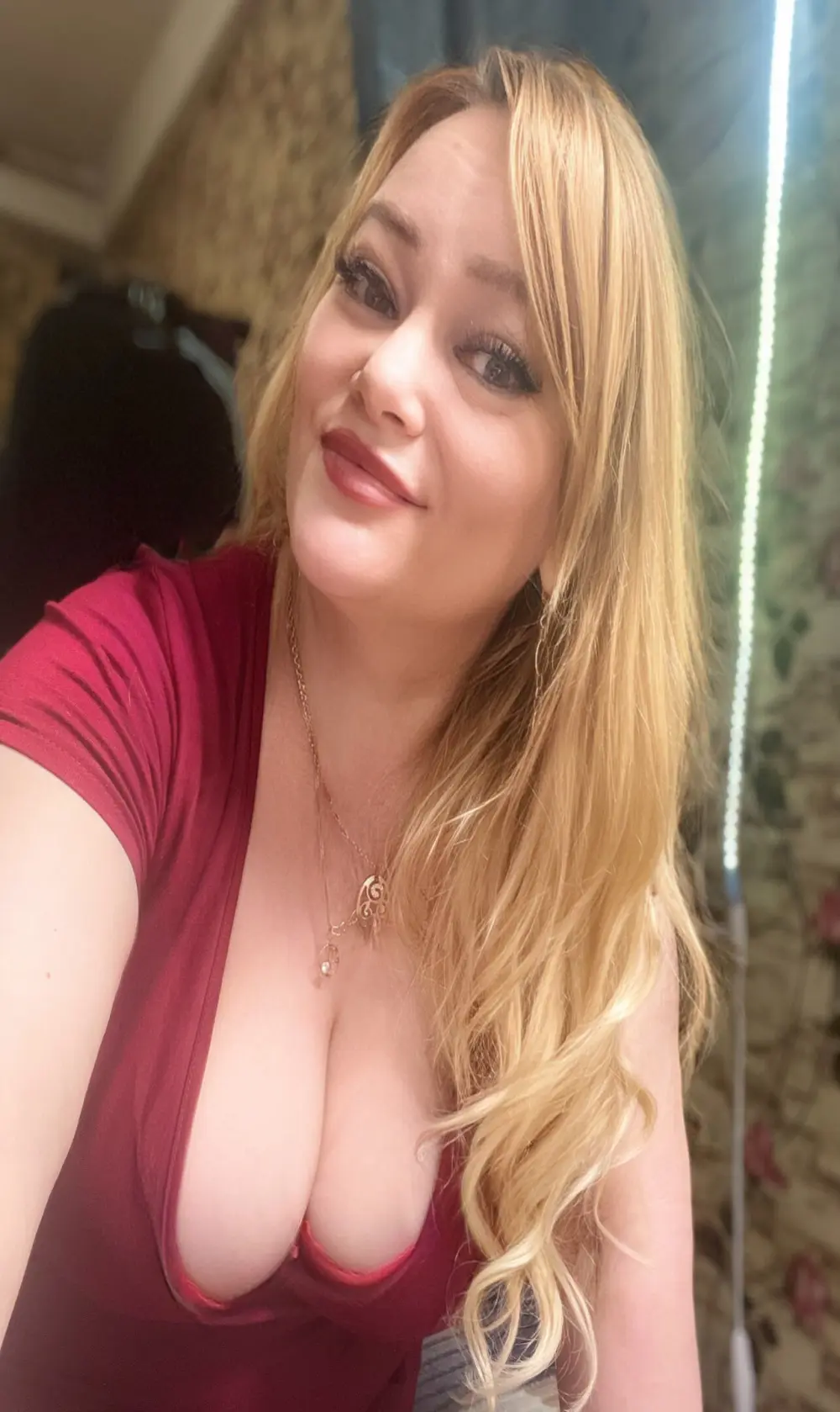 Sweet-blonde