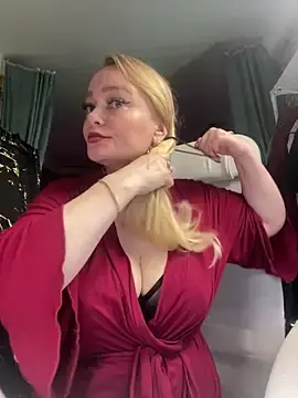 Stripchat Free Live Porn of Sweet-blonde