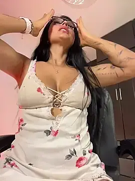 Stripchat Watch Live Sex Cams of ANABOONCE_