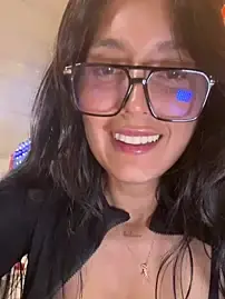 Stripchat Free Porn Cam of ANA_U