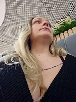 Stripchat Adult Webcams of Bondgirl_013