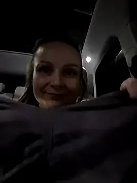 Stripchat Nude Webcam of Bondgirl_013