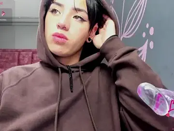 Stripchat Free Live Porn of Kiara_Fox__