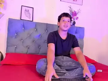 Stripchat Live Porn of AlexDuMontt