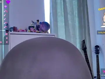 Stripchat Sex Cam of ValBae