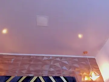 Stripchat Free Live Porn of Alana_cox_