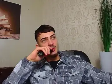 Stripchat Free Porn Cam of BrandonTate