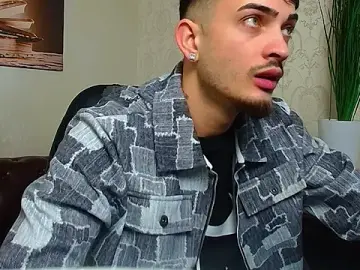 Stripchat Nude Webcam of BrandonTate