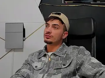 Stripchat Nude Webcam of BrandonTate