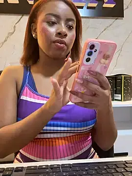 Stripchat Best live sex cam show of Kloe_rousse01