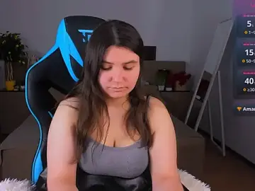 Stripchat Adult Webcam of Viola__Shy