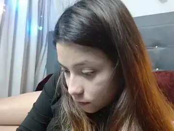 Stripchat Nude Webcam of 3littles