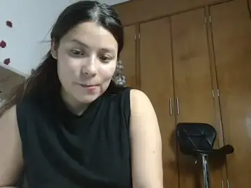 Stripchat Adult Webcams of 3littles