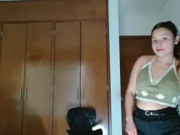 Stripchat Watch Live Sex Cams of 3littles