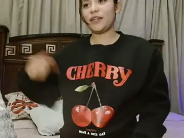 Stripchat Adult Webcam of 3littleschoolteens