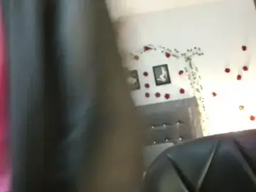 Stripchat Live Sex of 3littleschoolteens