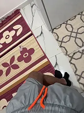 Stripchat Live Sex Cam of Kurtsikici@xh