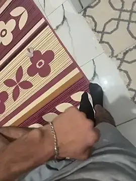 Stripchat Free Porn Cam of Kurtsikici@xh