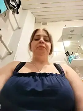 Stripchat Live Sex Cam of Cute_flower_fun