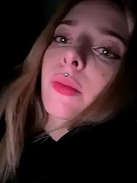 Stripchat Adult Webcam of LoraaDoll