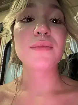 Stripchat Free Porn Cam of Rimmahottes