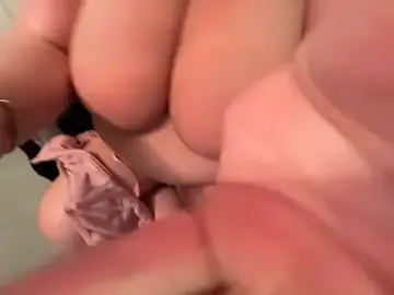 Stripchat Sex Cam of BuxomKitty_BBW