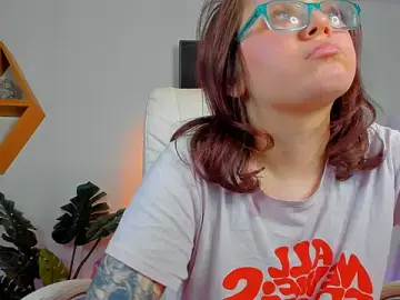 Stripchat Sex Cam of Ariell_Mini