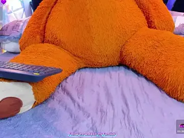 Stripchat Watch Live Sex Cams of Charlotte_Landry__