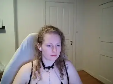 Stripchat Free Porn Cam of Girlnina-1995