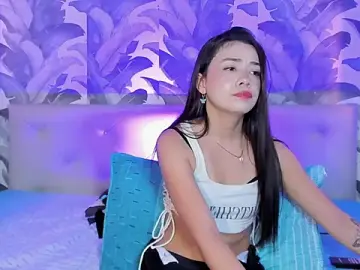 Stripchat Adult Webcam of Sami_Evanns