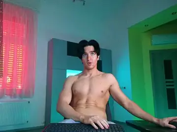 Stripchat Free Live Porn of ChristianLevine_
