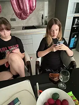 Stripchat Sex Cam of Nura_n_Sarah