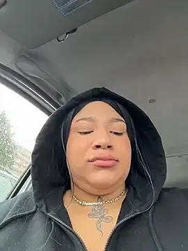 Stripchat Live Sex Cam of SashaLiciosa_