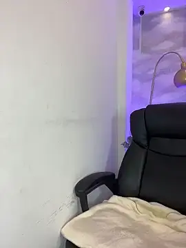 Stripchat Free Porn Cam of katyablonde_