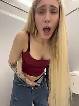 Stripchat Watch Live Sex Cams of Pink_Kiss