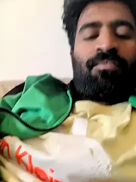 Stripchat Free Live Porn of genzzi__