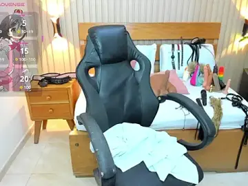 Stripchat Sex Cam of luciana_ballesteros_