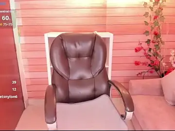 Stripchat Live Sex Cam of marien_thomson_