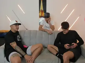 Stripchat Adult Webcam of brutal_sex_room2