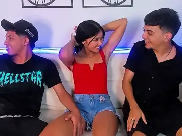 Stripchat Live Sex Cam of Crazy_nigth01