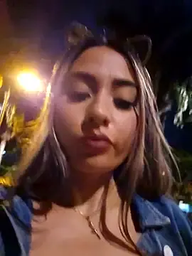 Stripchat Live Sex Cam of Natasanz