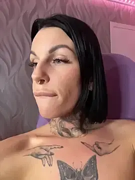 Stripchat Live Porn of angel_devil_forever