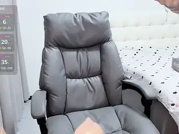 Stripchat Live Sex Cam of H-2005