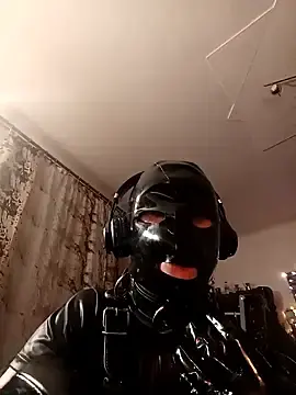 Stripchat Sex Chat of RubberFetischem